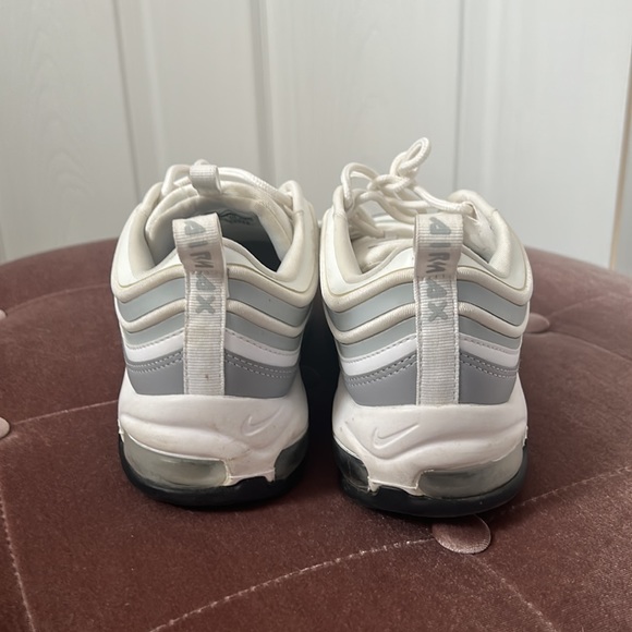 Nike Air Max - Picture 3 of 4